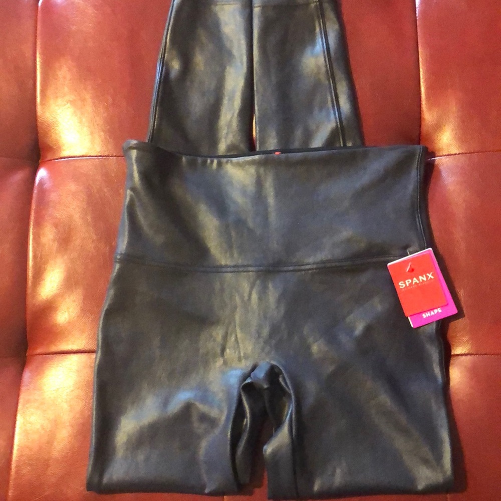 Spanx Night Navy Faux Leather Legging size L